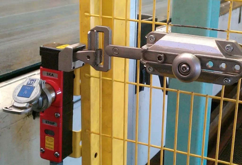 Sistema de enclavamiento con llave